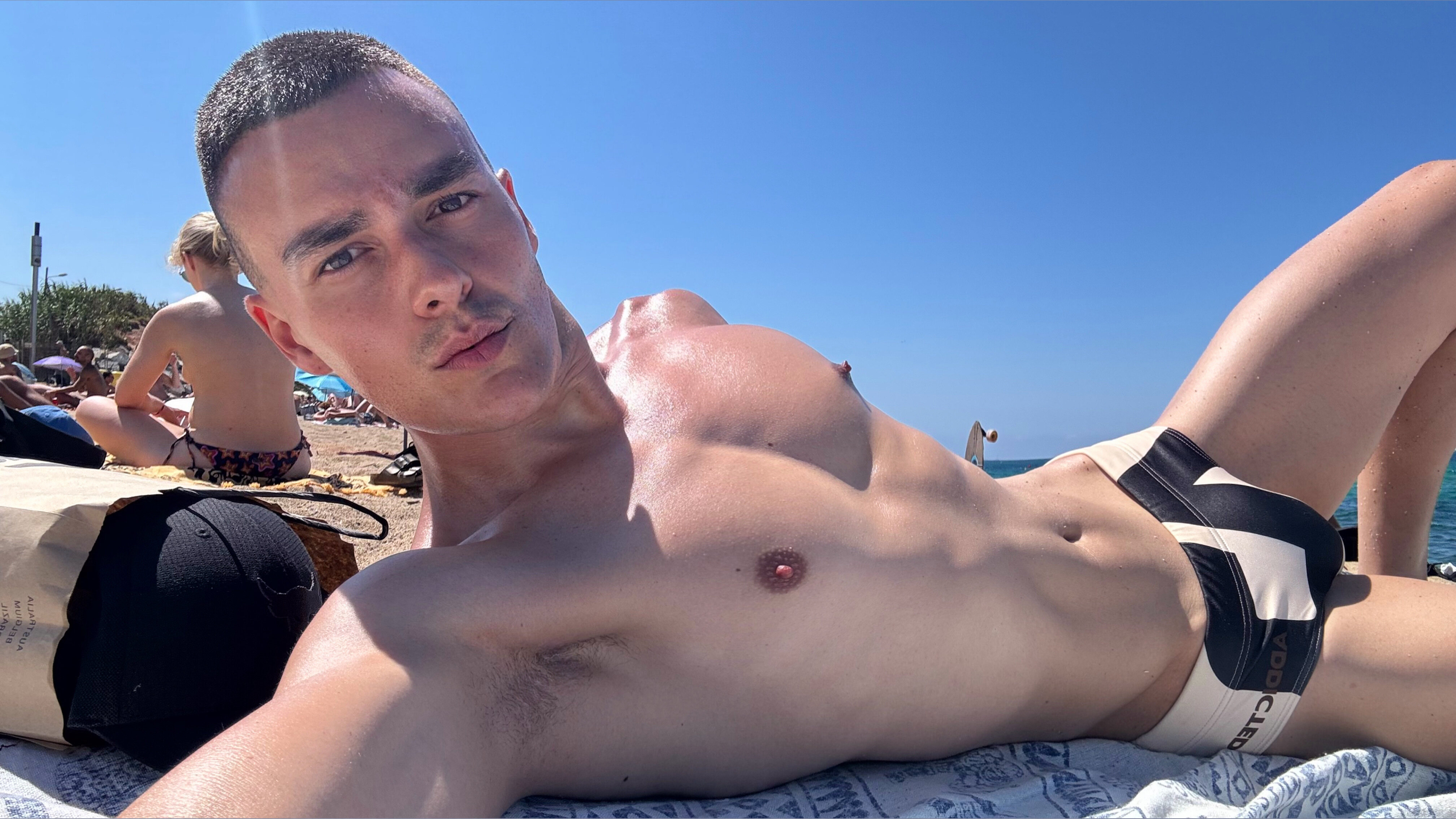 Naslovna fotografija — SrkyBoy