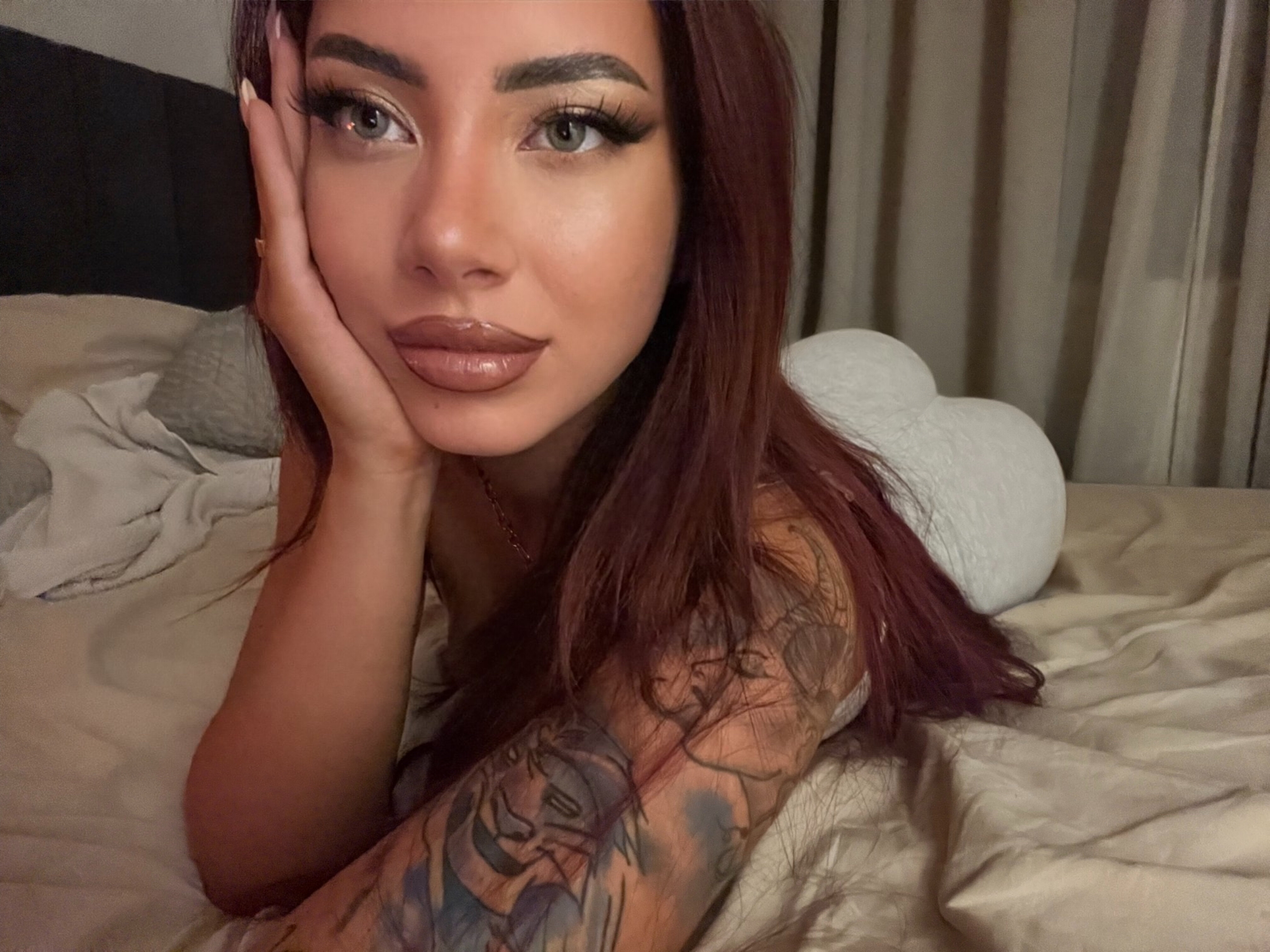 Naslovna fotografija — nikanou$