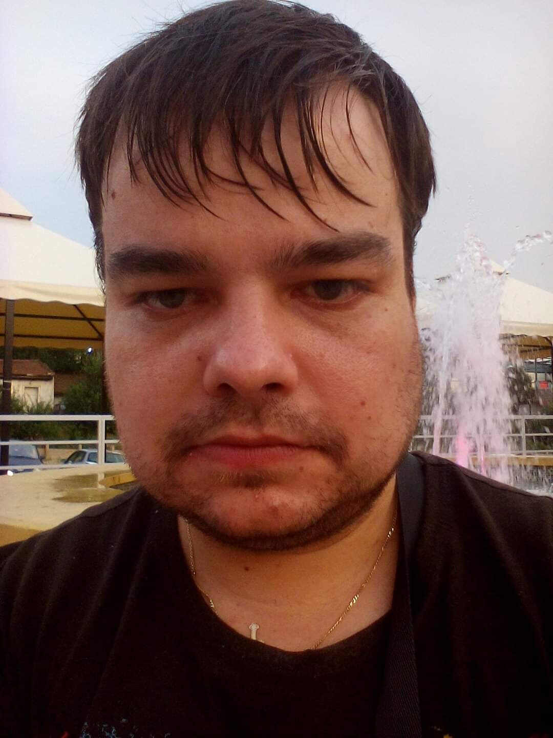 Naslovna fotografija — BUCKO LEPI
