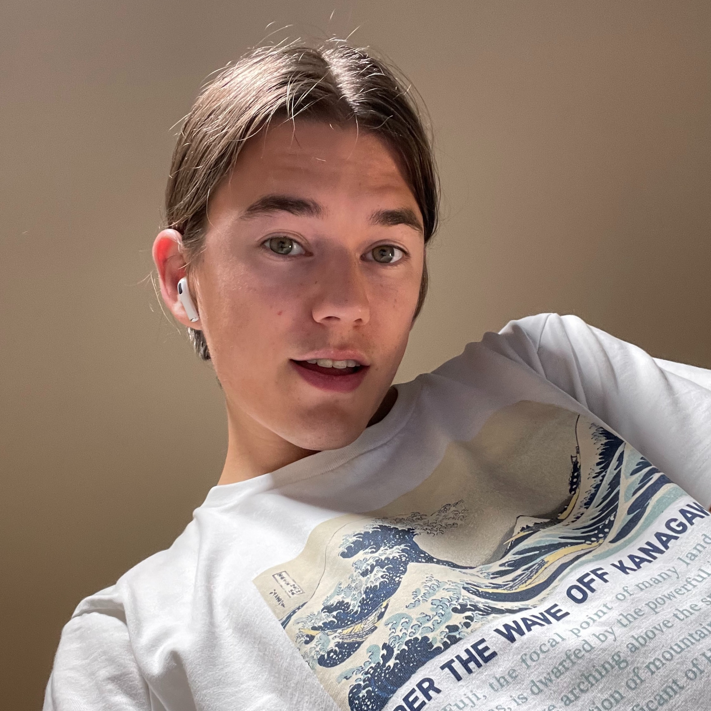 Alex Davey — portret